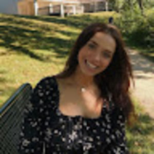 Meet your Posher, Leah